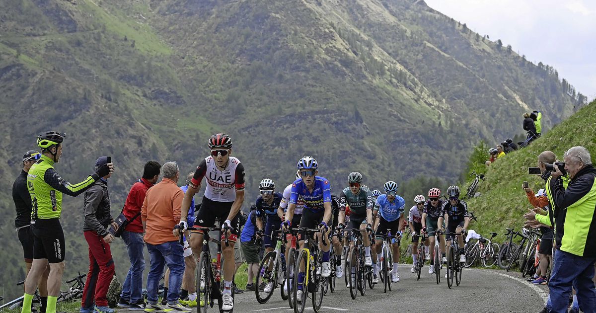 LIVE Giro d’Italia: kan Koen Bouwman bergtrui veiligstellen?