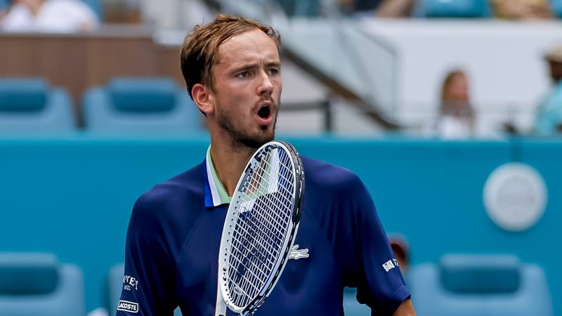 Waarom de Rus Medvedev wel in Rosmalen in actie mag komen, maar niet op Wimbledon