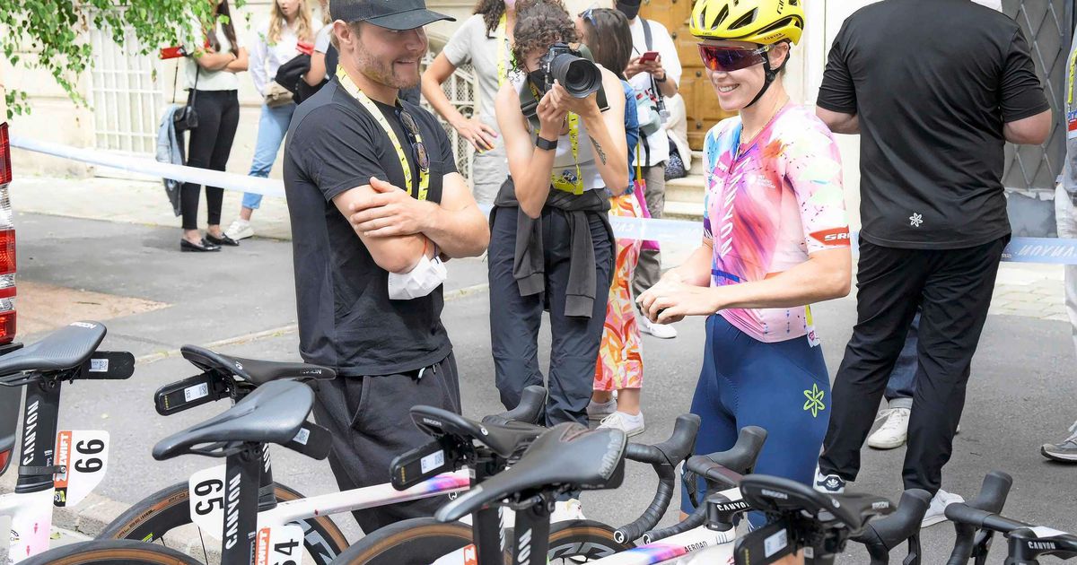 VIDEO Valtteri Bottas ingezet als bidonaangever in Tour de France Femmes