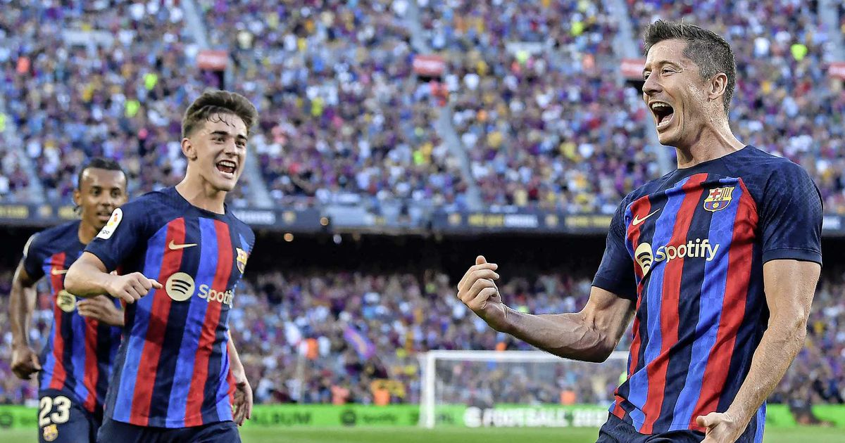 Barcelona met invaller De Jong langs Valladolid, Benzema blinkt weer uit bij Real