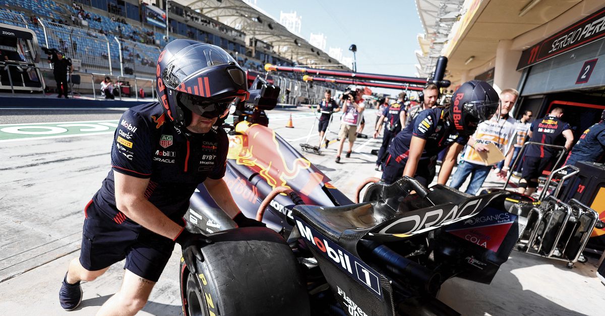 De Formule 1 begint aan een nieuw, lang seizoen – met twee Nederlandse coureurs